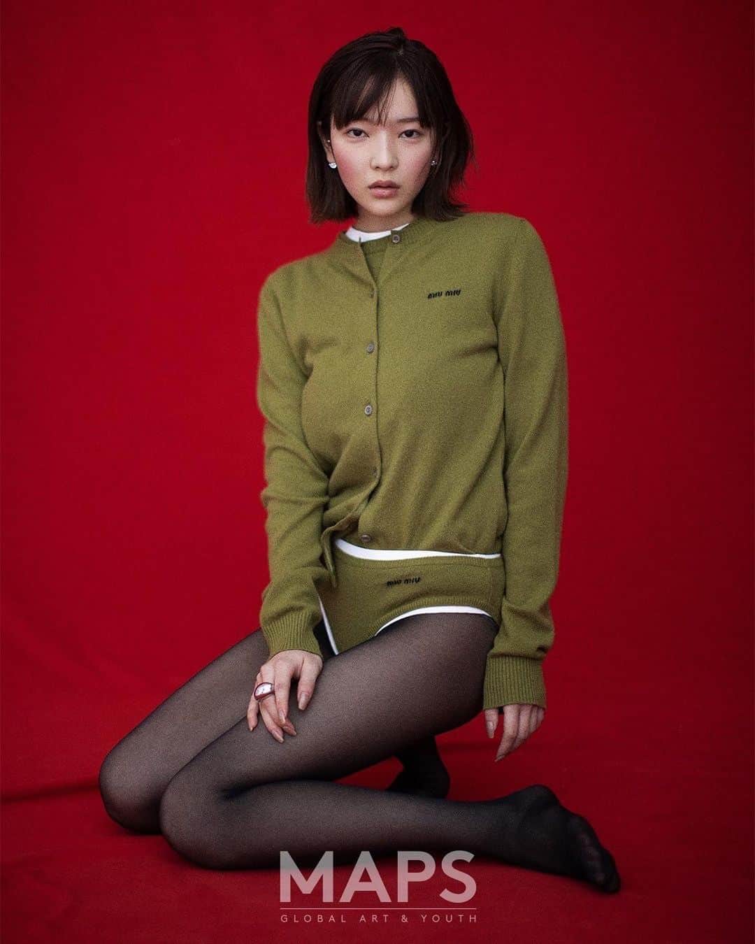 田中芽衣（めいめろ）のインスタグラム：「MAPS 📚❤️ 등장하고 있습니다.감사합니다  @mapsworld_kr  @miumiu @artsdebase_official」