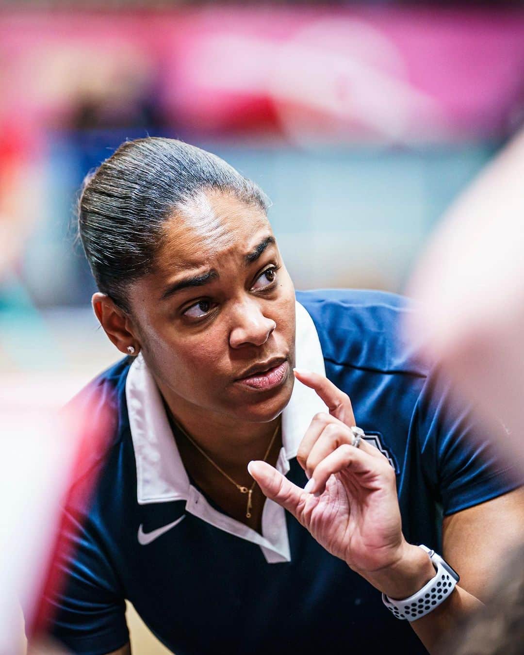 USA Basketballさんのインスタグラム写真 - (USA BasketballInstagram)「We love her passion to lead.  🇺🇸 #USABWU19 head coach Joni Taylor is the 2023 USA Basketball Jr. National Team Coach of the Year! #USABAwards」12月6日 6時06分 - usabasketball