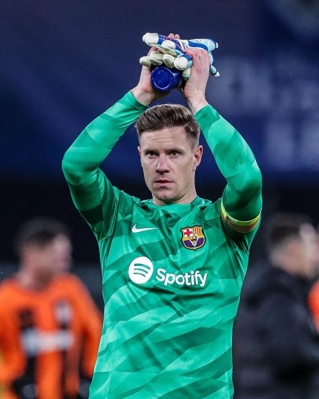 Skills • Freestyle • Tekkersのインスタグラム：「Marc-André Ter Stegen is set to undergo back surgery and will be out for around 2 months. Get well soon! 🤕🙏」