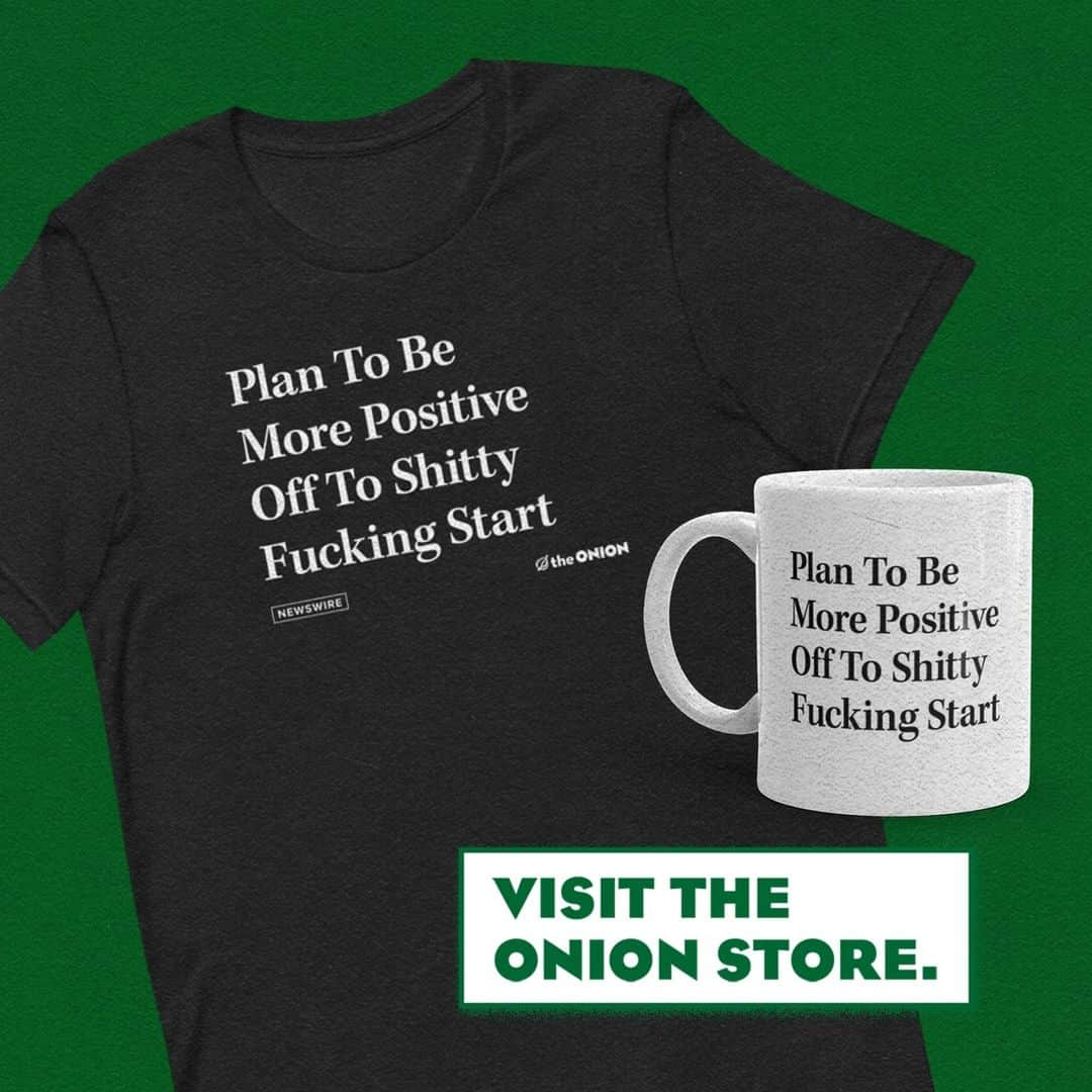 ジ・オニオンさんのインスタグラム写真 - (ジ・オニオンInstagram)「Avoid looking back on your deathbed and wishing you'd spent more time accumulating material possessions. Carpe diem. Shop the Onion Store today.」12月6日 7時00分 - theonion