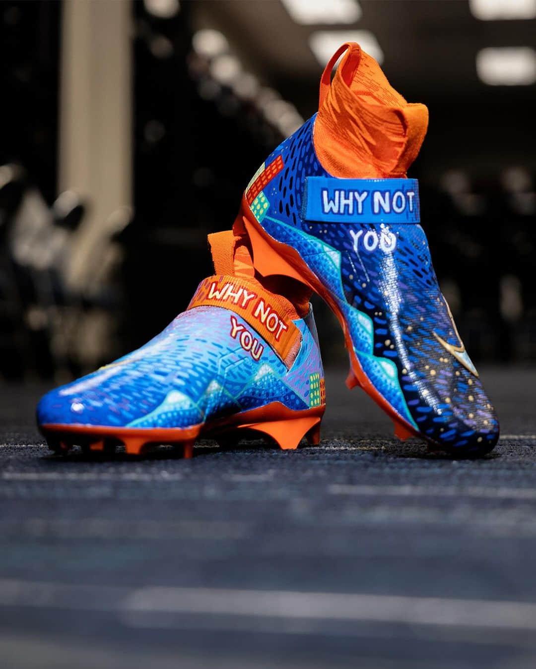 ラッセル・ウィルソンさんのインスタグラム写真 - (ラッセル・ウィルソンInstagram)「GRATEFUL!! This year’s #MyCauseMyCleats highlights @whynotyoufdn and @childrenscolo to impact the next generation! @austinzart did an Amazing job showcasing our Vision on the cleats and they mean so much to me. Working to INSPIRE others!!」12月6日 8時06分 - dangerusswilson