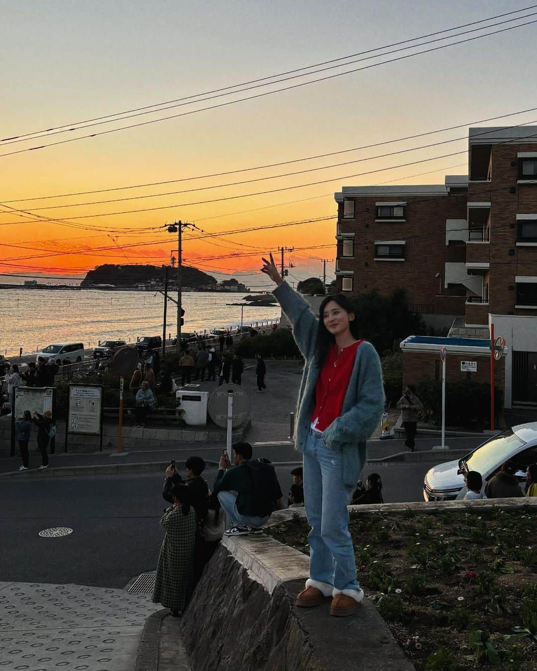 キム・ドユンさんのインスタグラム写真 - (キム・ドユンInstagram)「On your mark!  #enoshima #江ノ島 #鎌倉 #kamakura」12月6日 8時36分 - hociakari