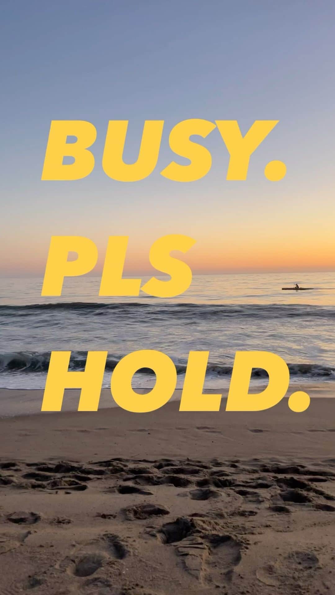モーガン・キングのインスタグラム：「Thank you for holding, your call is important. So is mine. 💛」