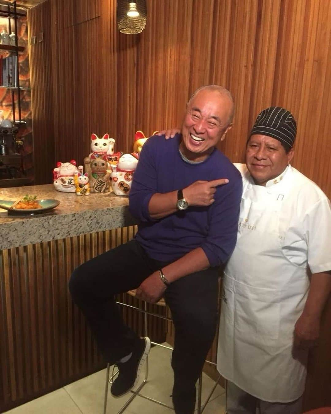 松久信幸さんのインスタグラム写真 - (松久信幸Instagram)「His name is Pasquale. I met him when I came to Peru 50 years ago, and he has been working as a chef in the same restaurant ever since. When I visited Peru for the first time since 2018, he had gone to heaven. I will cherish the memories of you and pray for your soul rest in peace.」12月6日 9時20分 - therealnobu