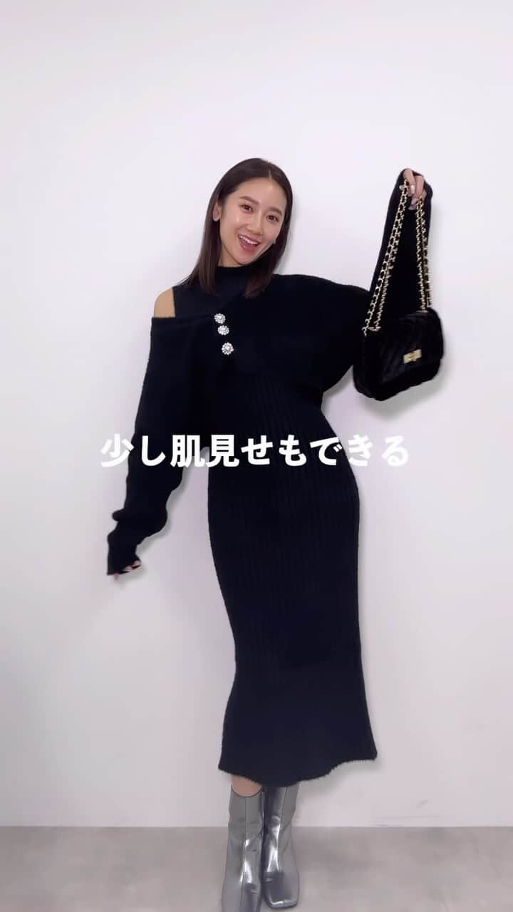 中村望美のインスタグラム：「初のクリスマスデートは、、🩷🎄 私はシンプルにブラック派🥰 ㅤㅤㅤㅤㅤㅤㅤㅤㅤㅤㅤㅤㅤ ㅤㅤㅤㅤㅤㅤㅤㅤㅤㅤㅤㅤㅤお洋服の詳細はプロフィールのURLから☺️🫶 ㅤㅤㅤㅤㅤㅤㅤㅤㅤㅤㅤㅤㅤ ㅤㅤㅤㅤㅤㅤㅤㅤㅤㅤㅤㅤㅤ #rienda #riendastyle #ブラックコーデ #きれいめコーデ #デートコーデ #お出かけコーデ #女子会コーデ #ニットワンピ #タイトワンピース」