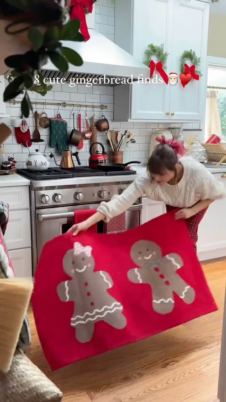 T.J.マックスのインスタグラム：「oh snap! these gingerbread finds are too cute😍  (📸: @steffy) #TJMaxxPartner」