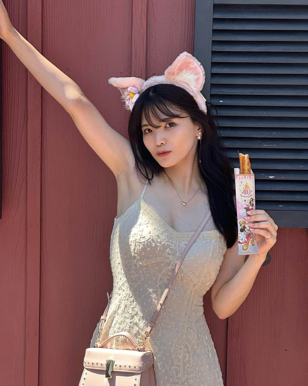 雪村彩音さんのインスタグラム写真 - (雪村彩音Instagram)「. 時差投稿☀️笑 夏のディズニー今年も行けてよかった🎶 . . #disney #disneysea #tokyodisneysea #disney #snidel #white #リーナベル #linabell #오오티 #패션 #맞팔 #일상 #model #salonmodel #흑발 #맞팔 #데일리 #좋아요 #좋아요 #셀카 #셀스타그램 #좋아요반사 #여행 #카페 #패션 #인스타 #뷰티 #일본 #귀여워 #일상 #좋아요 #팔로우 #인스타푸드 #코디 #아웃핏 #패션스타그램일상」12月6日 10時05分 - ykmrayn411