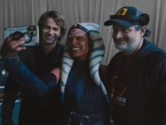 ロザリオ・ドーソンのインスタグラム：「For the curious ones… #AHSelfie  #TANOTUESDAY」