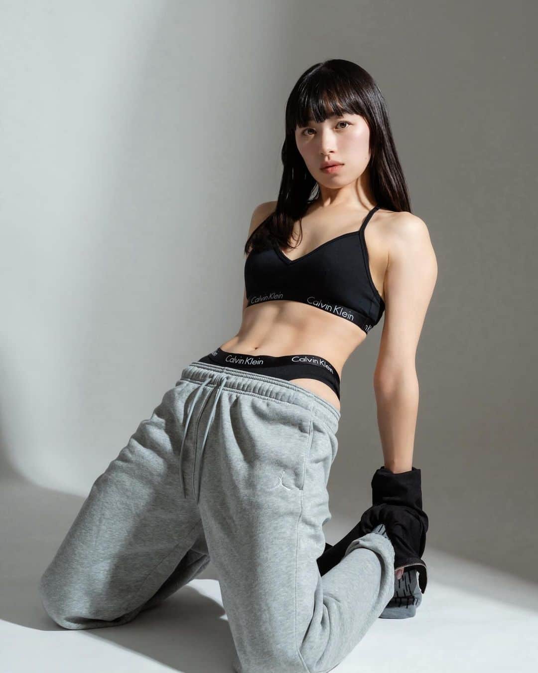 内藤好美さんのインスタグラム写真 - (内藤好美Instagram)「🖤🩶Body Profile🐦‍⬛🩶🖤  camera/ @shirapyonphoto  make/ @kaori0048   @calvinklein_under  @calvinklein   #action#actress#japan#japanese #karate#kyokushin#kyokushinkarate#blackbelt#アクション#アクション女優#空手#極真空手#黒帯#武打#動作片#動作演員#女演員#액션#가라테#액션영화#일본#karatekid#karatelife#karatê#karaté#karatetraining#karatelove#calvinkleinunderwear #calvinklein #streetfighter」12月6日 11時00分 - _ko._.no_