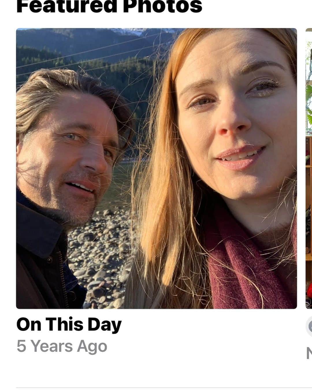 アレクサンドラ・ブレッケンリッジのインスタグラム：「Our first day of filming ♥️」