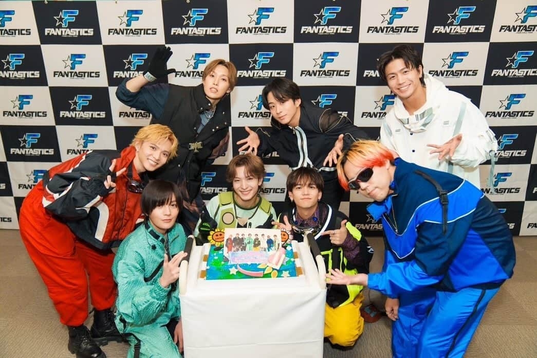 佐藤大樹さんのインスタグラム写真 - (佐藤大樹Instagram)「◡̈   2023.12.5 FANTASTICS 5th ANNIVERSARY🌻  最高すぎたなー。  The 5th anniversary of FANTASTICS!!  Let's continue to make many dreams  come true together with you guys🌻  판타스틱스 5주년! 앞으로도 여러분과 함께 많은 꿈을 이루어 갑시다🌻」12月6日 12時03分 - taiki_sato_official