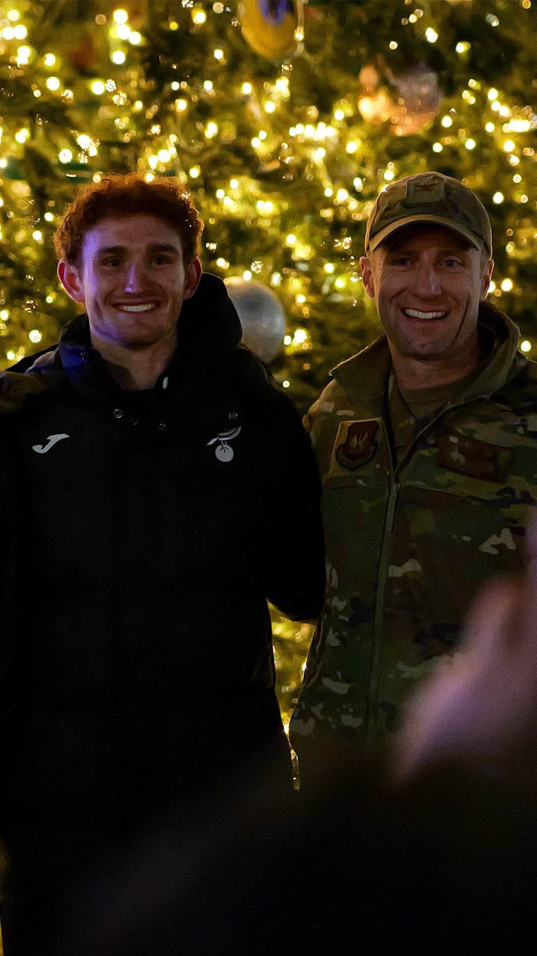 ノリッジ・シティFCのインスタグラム：「Josh Sargent reporting for duty at RAF Mildenhall🫡🎄」