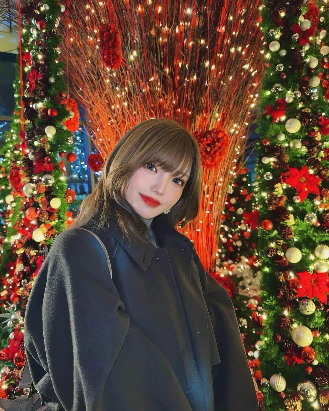 みきでりさんのインスタグラム写真 - (みきでりInstagram)「Christmas mood in Roppongi❤️🎄🌟 クリスマス大好きすぎる！！！！ 明日、クリスマス企画の発表します🎅💖🎁」12月6日 22時44分 - mikidelicious