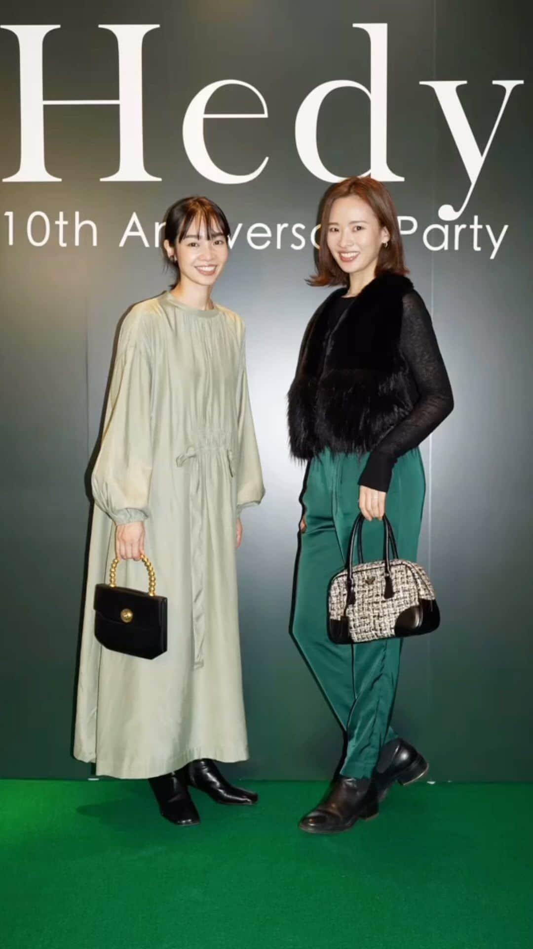 森田麻恵のインスタグラム：「Hedy 10th Anniversary❤︎  10周年を迎えた　@hedy_vintage   ヴィンテージスカーフを使って作るバッグのワークショップや、タロット占いなんかもあって 楽しいパーティーイベントでした！  #hedy #hedyvintage  #10thanniversary  #thankyou ❤︎ @hanakosuga」