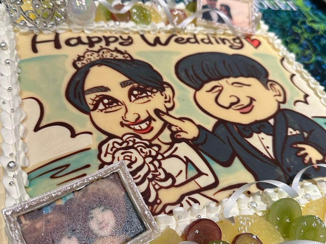 がーどまんさんのインスタグラム写真 - (がーどまんInstagram)「MYと山ちゃんと水野さんに結婚 祝ってもらった最高の家族と仲間✌️❤️‍🔥」12月6日 22時54分 - gardman556