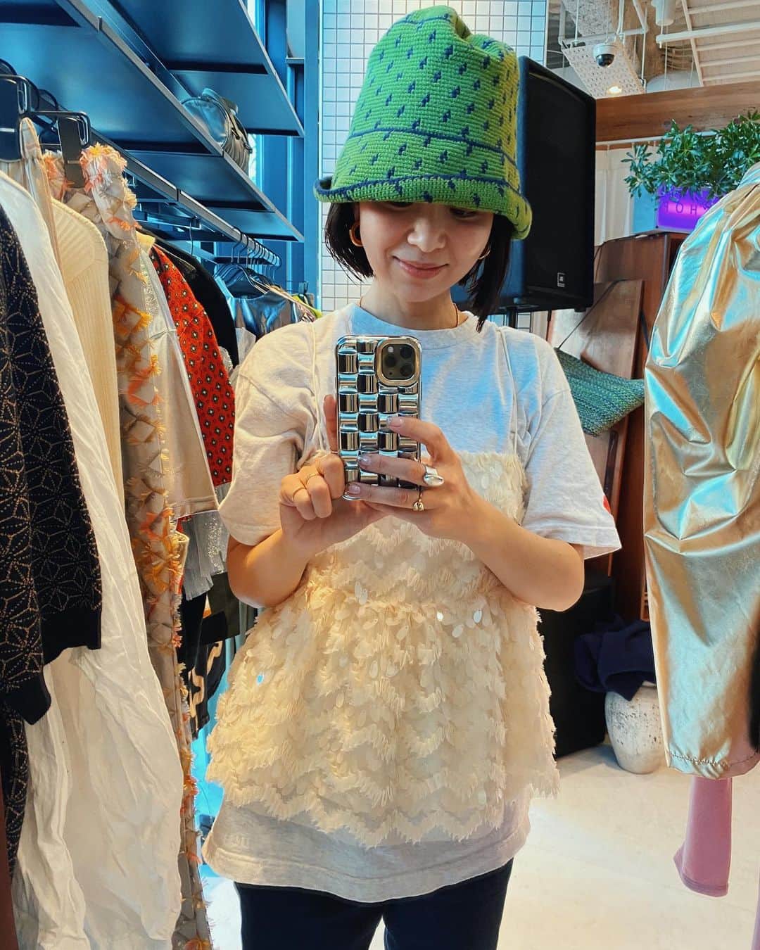 金子渚のインスタグラム：「@cityshop.tokyo の展示会へ  可愛い物があり過ぎて大変な素敵過ぎる空間でした。 小物たちもたまらない物が🫶🏻  @lacasita522 さん @cityshop.sakurako さん  ありがとうございました♡」
