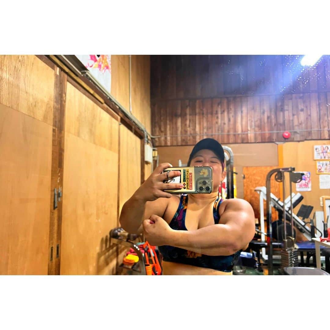 橋本千紘さんのインスタグラム写真 - (橋本千紘Instagram)「最近のしゃしん。 ⁡ #SENJO #仙女 #ぎゅん #KAIBUTSU  #センダイガールズプロレスリング #sendaigirlspro  #女子プロレス #プロレス #prowrestling #prowrestler #筋肉女子  #道場 #training #muscle #musclegirl」12月6日 22時56分 - chihero71