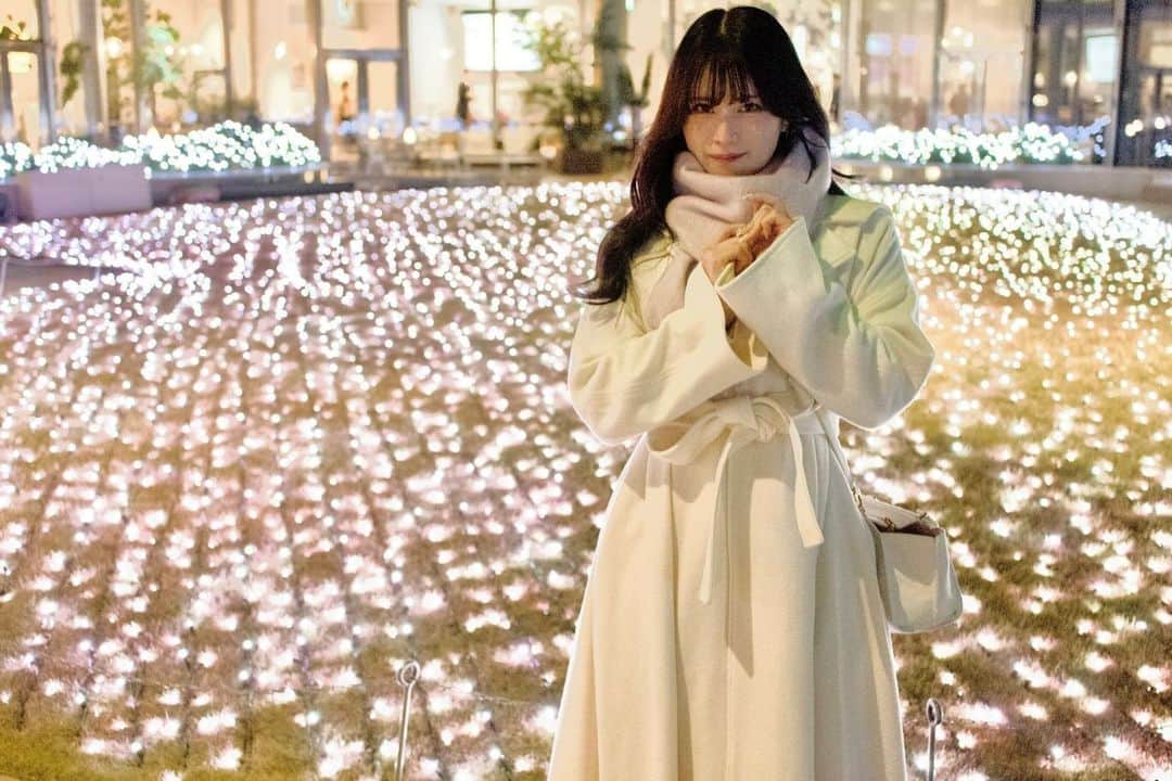 田北香世子さんのインスタグラム写真 - (田北香世子Instagram)「今日の君を ずっと忘れないように 🎄🎁  #クリスマスツリー #クリスマス #イルミネーション #日比谷 #日比谷イルミネーション #日比谷ミッドタウン #撮影会 #撮影会モデル #かよよん撮影会 #野外撮影会 #ポートレート #the5th #イルミネーションデート   最後のはご贔屓を前に幸せそうなかよよん」12月6日 23時08分 - kayoko_takita