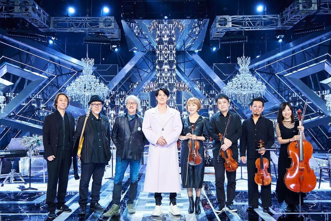福山雅治のインスタグラム：「#FNS歌謡祭 ご視聴ありがとうございました‼️  🎬 #映画あの花 主題歌  #福山雅治 最新曲「#想望」披露✨  来週の第2夜は、名曲をメドレーでお届けします🎤 是非お見逃しなく👍  📺第2夜 12/13(水) 18:30～23:03  @fns_kayosai  @ano_hana_movie  @amiparis」
