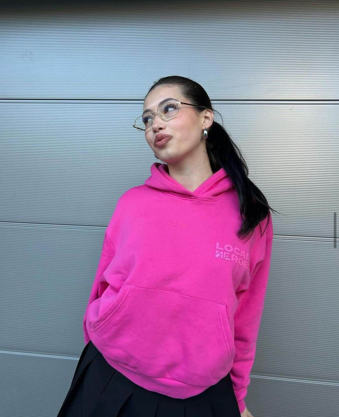 LOCAL HEROESさんのインスタグラム写真 - (LOCAL HEROESInstagram)「babydoll 🧁 / @laura._.deangelis in LH x 4F Pink Hoodie」12月8日 3時00分 - localheroes