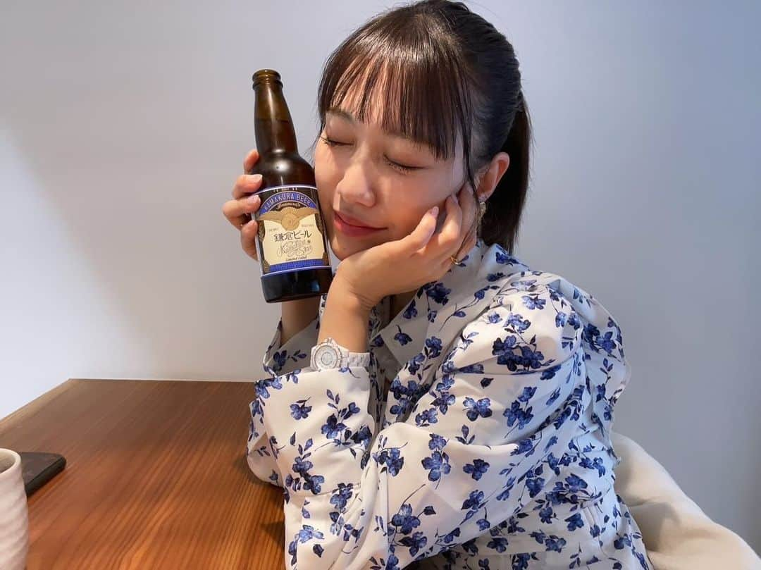 高城れにさんのインスタグラム写真 - (高城れにInstagram)「海鮮どーん🦞💜 幸せの極みやね☺️ビールも飲んじゃって🍺💜  #女子旅 #鎌倉 #五鉄 #海鮮丼」12月6日 23時28分 - takagireni_official