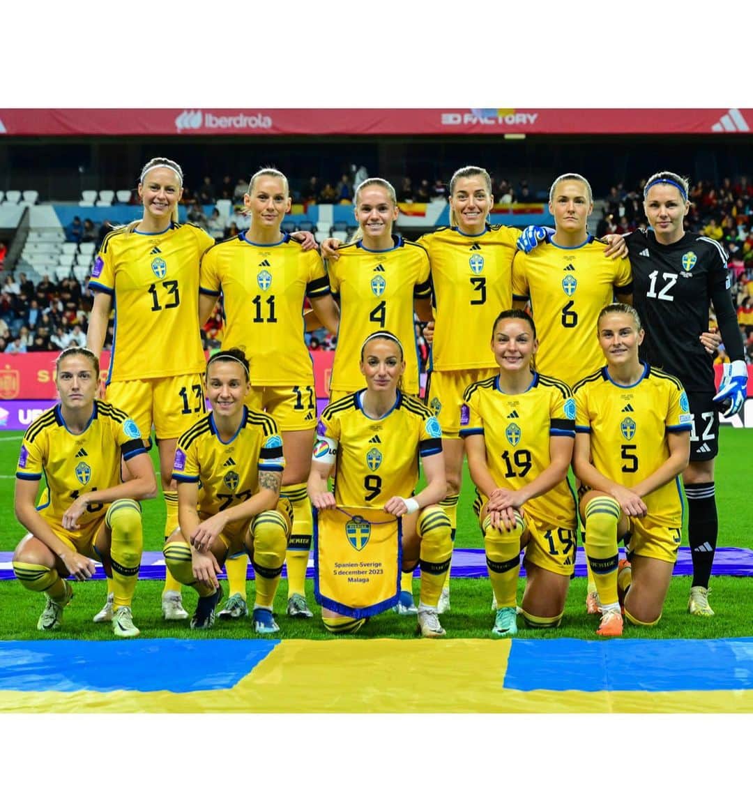 コソヴァレ・アスラニさんのインスタグラム写真 - (コソヴァレ・アスラニInstagram)「Last camp of 2023 has come to an end. Medal in the world cup but a fall not to remember.  We are Sweden and we will rise again 💛」12月6日 23時29分 - asllani9