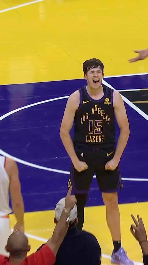 Los Angeles Lakersのインスタグラム：「AUSTIN REAVES. CLUTCH SHOT. 🗣️🗣️🗣️」