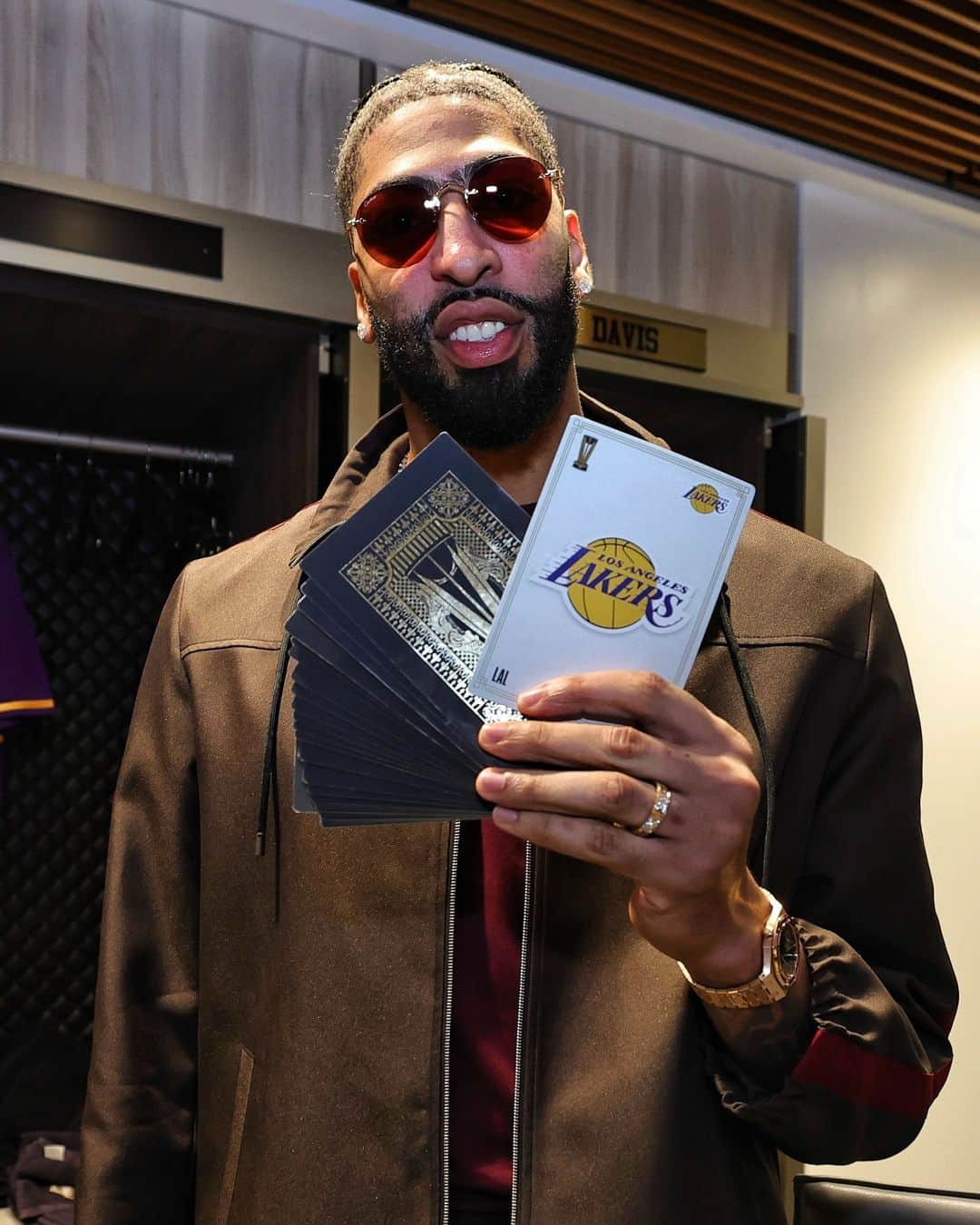 Los Angeles Lakersのインスタグラム：「Top of the deck!   Next stop, Las Vegas!」