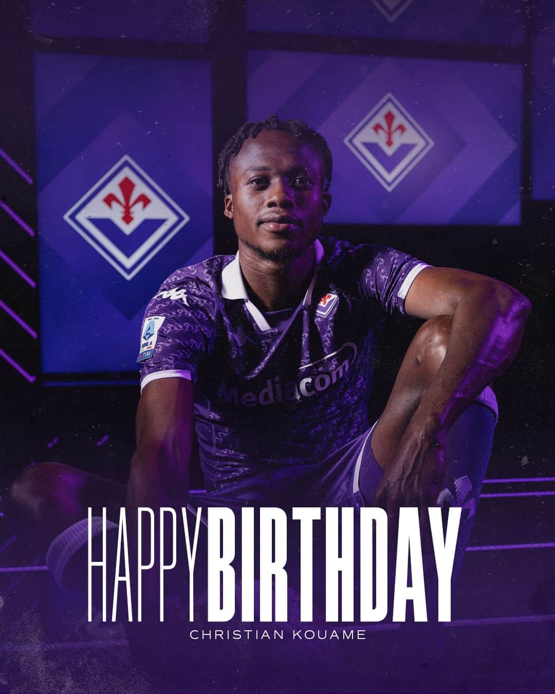 ACFフィオレンティーナのインスタグラム：「Buon compleanno, Christian Kouame ⚜️ Happy Birthday, Christian Kouame 🎂  Lascia i tuoi auguri per Chri nei commenti 🎊 Leave a comment to wish our striker a happy birthday 🎉  #ForzaViola #Fiorentina #ACFFiorentina」