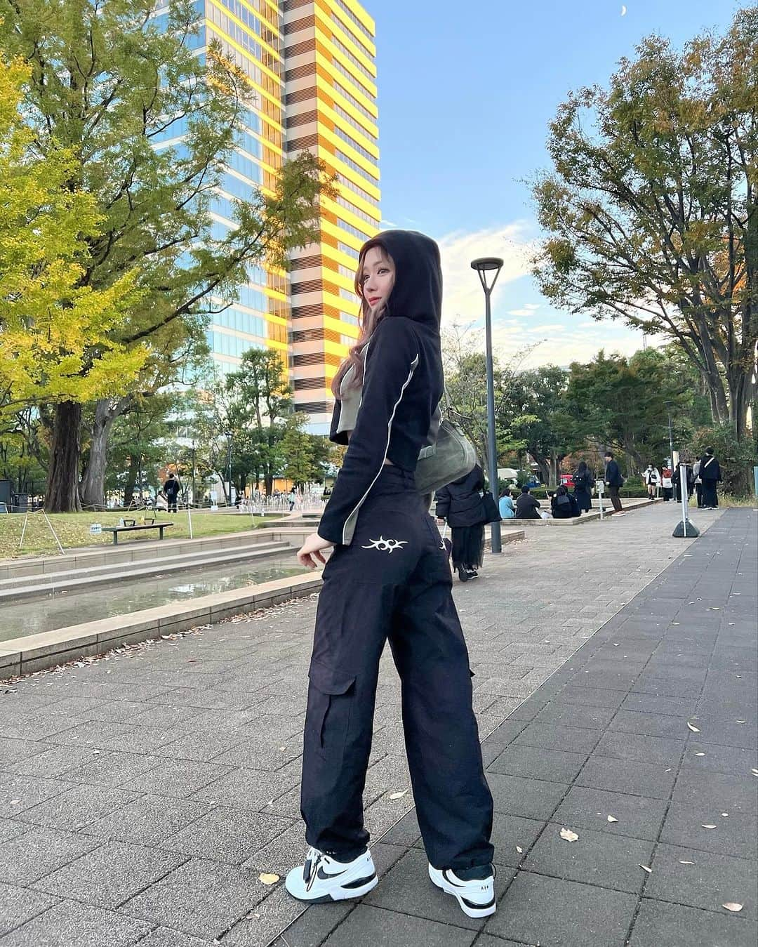 田向星華（せいせい）さんのインスタグラム写真 - (田向星華（せいせい）Instagram)「最近フードある服選びがち 🧣」12月6日 18時30分 - seika____official