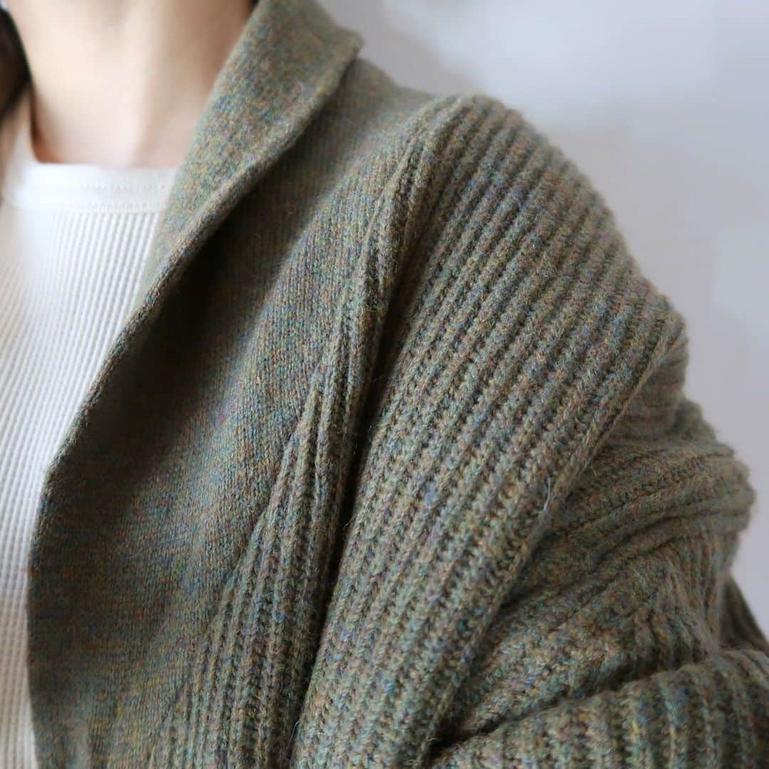 TheSunGoesDownさんのインスタグラム写真 - (TheSunGoesDownInstagram)「orvis shawl collar knit cardigan   staff 157cm」12月6日 16時25分 - tsgd_tokyo