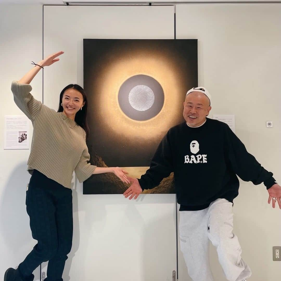 米原康正さんのインスタグラム写真 - (米原康正Instagram)「VIVIANE COSMICAの個展始まりました。  有楽町阪急メンズ東京7階の +DA.YO.NE.ギャリーで VIVIANE COSMICAの個展 『STELLER ORIGINS III』 12月6日~1月9日 開催。  僕は彼女の人柄と作品見て， アートを媒体に宇宙との交信が可能なんだって 本気で確信しました。」12月6日 16時37分 - yone69harajuku