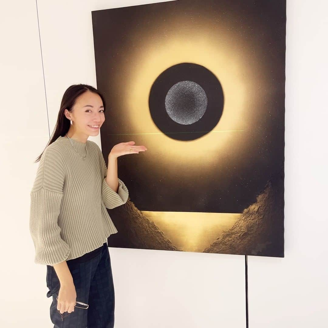 米原康正さんのインスタグラム写真 - (米原康正Instagram)「VIVIANE COSMICAの個展始まりました。  有楽町阪急メンズ東京7階の +DA.YO.NE.ギャリーで VIVIANE COSMICAの個展 『STELLER ORIGINS III』 12月6日~1月9日 開催。  僕は彼女の人柄と作品見て， アートを媒体に宇宙との交信が可能なんだって 本気で確信しました。」12月6日 16時37分 - yone69harajuku