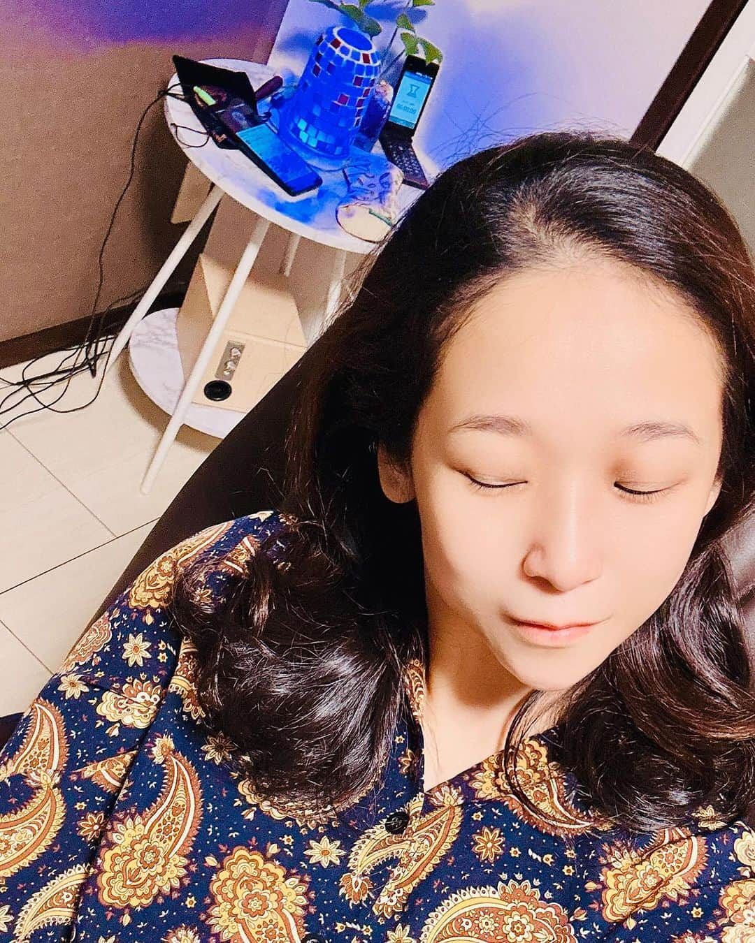 世手子のインスタグラム：「PR  God hand👐✨✨ I had a good quality sleep after the massage💤 I can't hide my surprise👏 @zzzmingsenka  #脳疲労 #眼精疲労 #溝の口 #溝の口ヘッドスパ #溝の口マッサージ #川崎ヘッドスパ #神奈川ヘッドスパ #川崎マッサージ 行ってきました╰(*´︶`*)╯♡ マッサージも快適でリラックスできました(^○^) でもそれだけじゃなく す，すごい、その日の夜の睡眠が #質のいい睡眠 だった😭 名前のとおり #頭眠専科 🌟🌟🌟 かなり快適な目覚めで大満足(о´∀`о) 眠りって生きる上で大切なんだな(*´∇｀*) 忙しすぎて忘れてたそんな師走です🙈 #ゴッドハンド 体験しに是非行ってみてね」