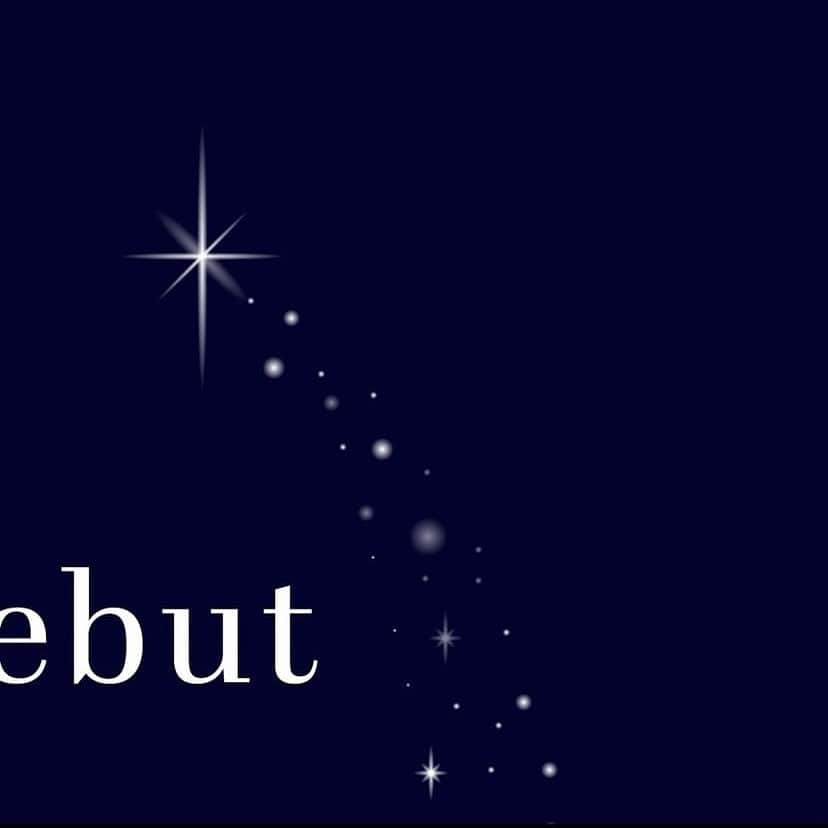 blanche étoileさんのインスタグラム写真 - (blanche étoileInstagram)「12/7（木）Debut！  アイシャドウ＆チークとして使用できるDEUX AMOURと キラキラと繊細な煌めきが魅力のOMBRE AMOUR -eclaから新色が登場✨  ▫️DEUX AMOUR/104 polly 2,750円（税込）  お肌の透明感を引き出す ブロッサムピンク 柔らかい艶感を瞼に纏い優しくも芯のある印象へ  ▫️OMBRE AMOUR -ecla/209 crara 2,750円（税込）  日元に透明感と煌めきをプラスする ラベンダーピンク そっと瞬きをするたびに上品に煌めきます  - - - - - - - - - - - - - - - - - - - - - - - - - 店舗　　　 12月7日（木） オンライン 12月7日（木）12:00〜 - - - - - - - - - - - - - - - - - - - - - - - - -  #DEUXAMOUR#ドゥアムール#アイシャドウ #チーク#新商品#blancheetoile#ブランエトワール  12/7 (thur) Debut！  New  colors just has come out from Deux AMOUR  which can be used as an eye shadow and cheek,  and OMBRE AMOUR, which has a sparkly and delicate sparkle✨  DEUX AMOUR 104 Polly ¥2,750 (tax included)  The blossom pink brings out the clarity of the skin.  The soft and glossy feel is added around the eyelids  for a gentle yet solid impression.  ▫️OMBRE AMOUR  209 Crara ¥2,750 (tax included)  Lavender pink adds transparency and sparkles  around the eyes. It gently sparkles elegantly every time you blink.  ONLINE  December 7th (thur) SHOP  December 7th (thur) 12:00〜  #deuxamour#eyeshadow#newcolor #cheek#newproduct#blancheetoile  12/7(周四)Debut！  可以作为眼影和腮红使用DEUX AMOUR 闪闪发光的细腻的煌水晶是其魅力所在OMBRE AMOUR -ecla新色上市✨  ▫️DEUX AMOUR/104 polly 2,750日元(含税)  引出肌肤的透明感Blossom pink. 柔软的光泽感给眼睑带来温馨而有内涵的印象。  ▫️OMBRE AMOUR -ecla/209 crara 2,750日元(含税)  给太阳增添了透明感和煌感的薰衣草粉色， 每次轻轻一眨，就能感受到高雅的煌。は  - - - - - - - - - - - - - - - - - - - - - - - - - 店铺12月七日(周四) 线上12月七日(周四)12:00～ - - - - - - - - - - - - - - - - - - - - - - - - -  #DEUXAMOUR #眼影 #腮红 #新商品 #blancheetoile #滨田胜」12月6日 17時23分 - blanche_etoile