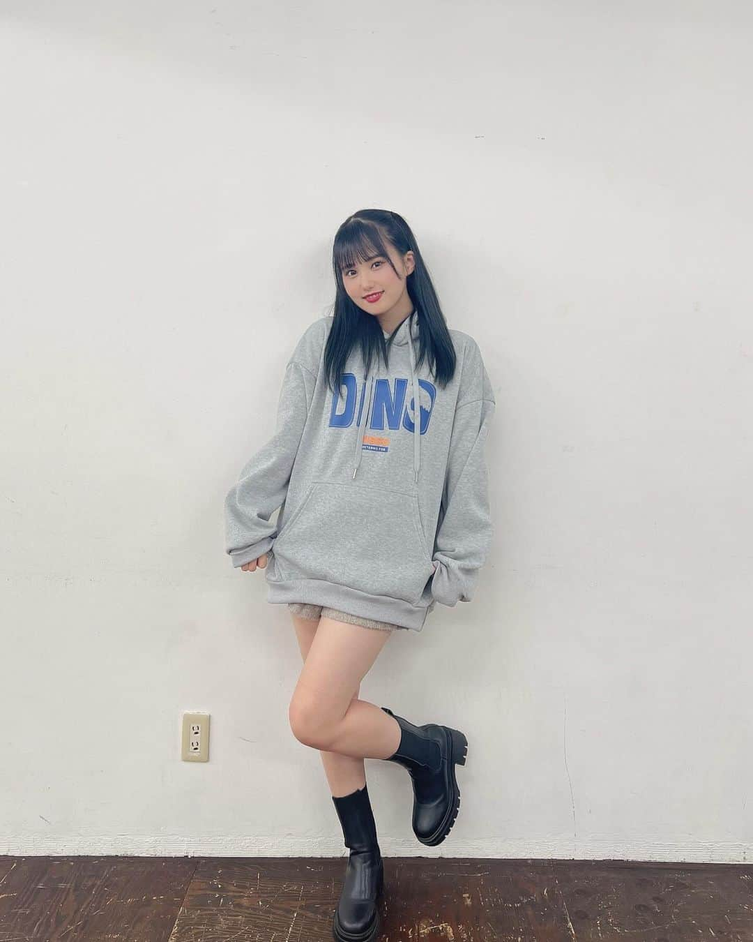 前田彩佳さんのインスタグラム写真 - (前田彩佳Instagram)「パーカー女子👧🏻💗   #ootd  #selfie  #selca  #셀카  #셀카그램  #today  #look  #自撮り  #自撮り界隈  #自撮り女子  #アイドル  #地下アイドル  #japanesegirl  #followme  #いいね返し  #今日のコーデ  #パーカー  #パーカー女子」12月6日 17時50分 - _ayaka1218