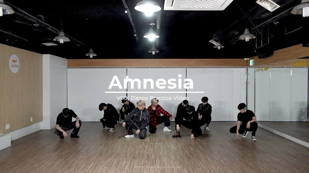 VIXXのインスタグラム：「- VIXX 5th MINI ALBUM <CONTINUUM>   'Amnesia'  Dance Practice Video   ▶️ https://youtu.be/9stkv23Ex2w ▶️ https://tv.naver.com/v/43929528   #VIXX #빅스 #CONTINUUM #Amnesia」