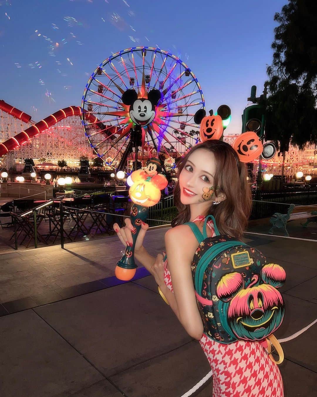 MARIのインスタグラム：「𝑀𝒶𝑔𝒾𝒸&𝐻𝒶𝓅𝓅𝒾𝓃𝑒𝓈𝓈..❤️✨✨」