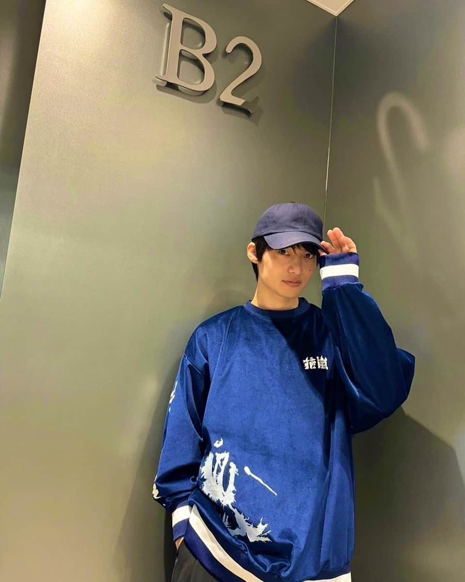 平田雄也のインスタグラム：「🧢の日。  #キャップ #帽子」