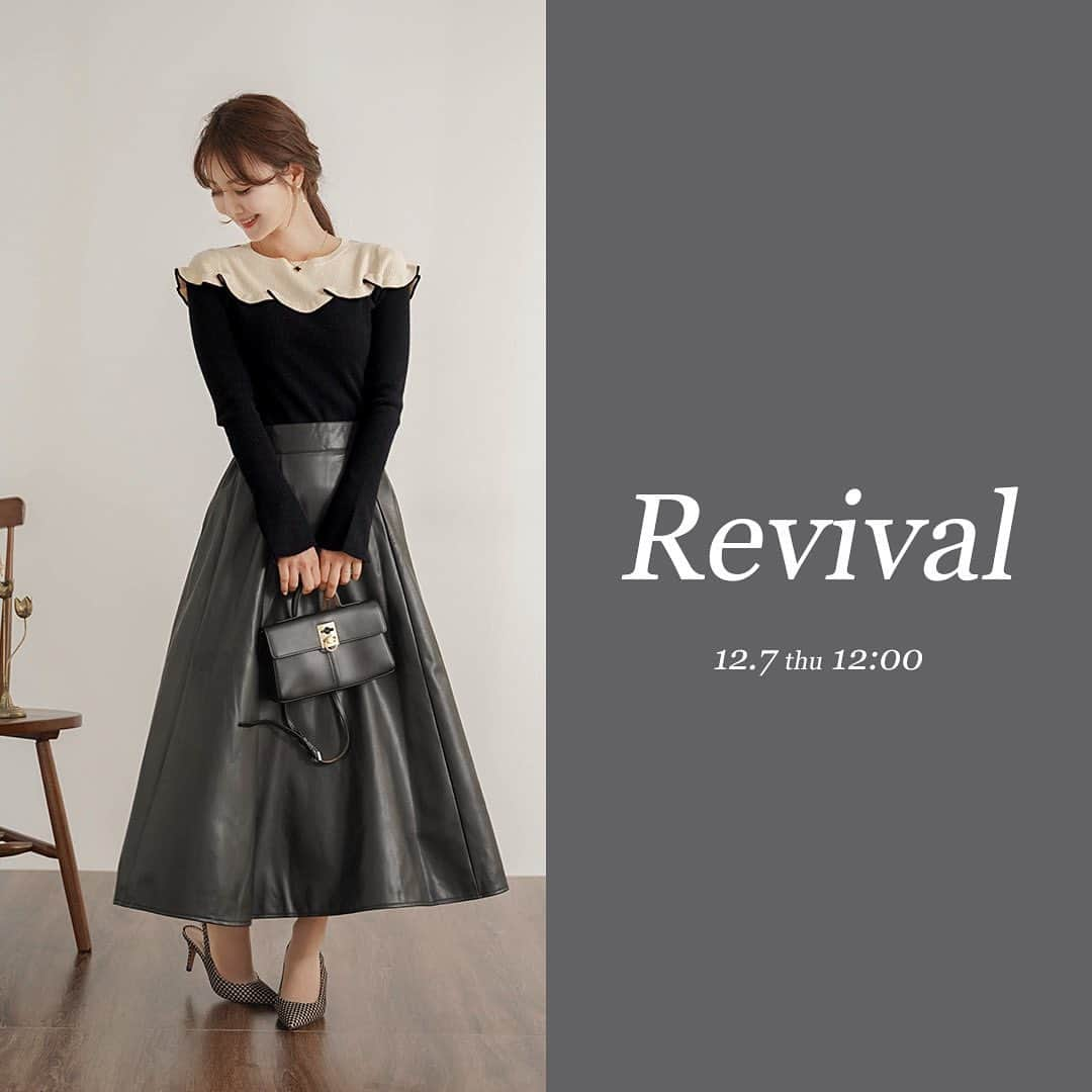 vanillerのインスタグラム：「360度可愛いニット♡  【REVIVAL】 12.7 thu 12:00〜  スカラップ ヨークフリル バイカラー ニット Price：¥9,790(税込） Color：ネイビーボーダー、ピンクボーダー、ピンクモカ、ブラック lvn412-1528 -—————————  スカラップ部分を丁寧に仕立てる、 ＜インターシャ編み＞という高度なテクニックを用いた 大人可愛いスカラップフリルデザインニット  インターシャ編みの最大の特徴は ・縫い合わせ部分のゴワつきが少なく肌触りが優しい ・編み目をより綺麗に見せる ・細部のディティールも綺麗に見せる  vanillerこだわりの大人可愛いディテールを 美しく繊細に表現しました  今日の新作や、 他のアイテムが気になった方は、 @lerevevaniller プロフィールから 公式サイトをチェック🔍  SHOP：@joint_space #lerevevaniller #vaniller #中田絵里奈 #js_fashion #jointspace  #オトナ女子#大人可愛い#キレイめコーデ#お出かけコーデ #大人フェミニン #デートコーデ#2023AW#冬コーデ#ボーダー柄#スカラップ」