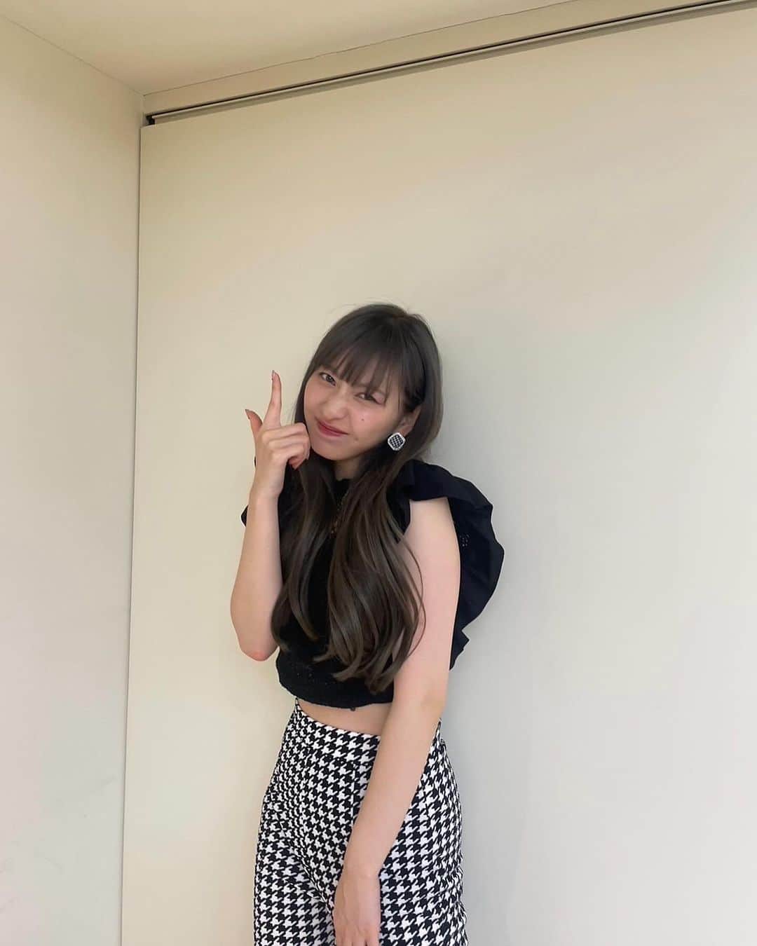 植村あかりさんのインスタグラム写真 - (植村あかりInstagram)「⁡ ⁡ ⁡ 「Juicetory」日本武道館公演ありがとうございました！ ⁡ 10周年をこんなに素敵な形で締めくくる事が出来て幸せ ⁡ 11年目もよろしくお願いします！！ ⁡ ⁡ ⁡ #juicejuice#juicetory#初代が泣きすぎてる」12月6日 23時52分 - akari_uemura.official