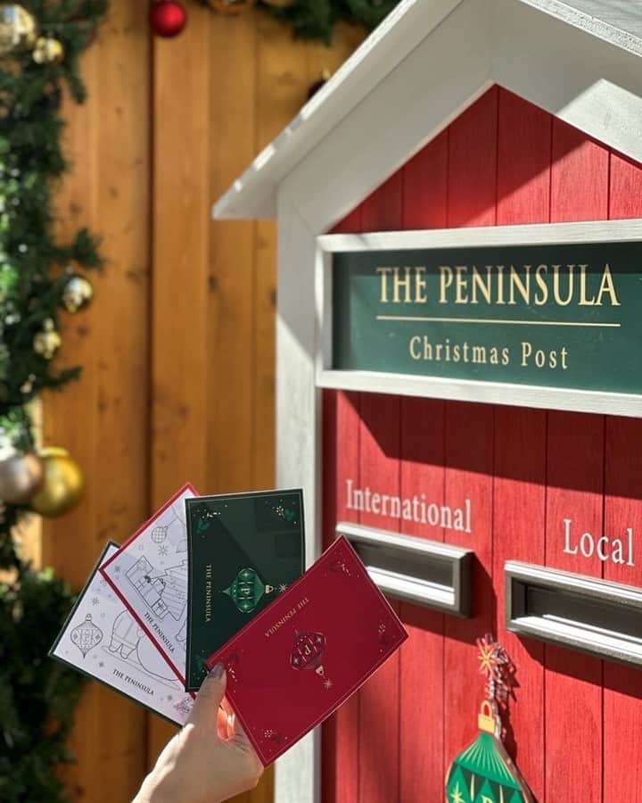 The Peninsula Tokyo/ザ・ペニンシュラ東京さんのインスタグラム写真 - (The Peninsula Tokyo/ザ・ペニンシュラ東京Instagram)「フェスティブシーズン🎄は「Sending Love」というテーマでホテルをご利用のお客さまへオリジナルはがきと切手をご用意してお手紙をポストに投函いただける機会を設けます♪ 大切な方へ、一年の感謝や想いを伝えてみませんか。😊  Bring the charm of Tokyo to your postcards! 🗼💌 Our "Letters to Loved Ones: From The Peninsula Tokyo to the World" campaign makes it easy – complimentary postcards, stamps, and a dedicated post box. Stay connected from your home away from home! 🏨✈️」12月6日 18時28分 - thepeninsulatokyo