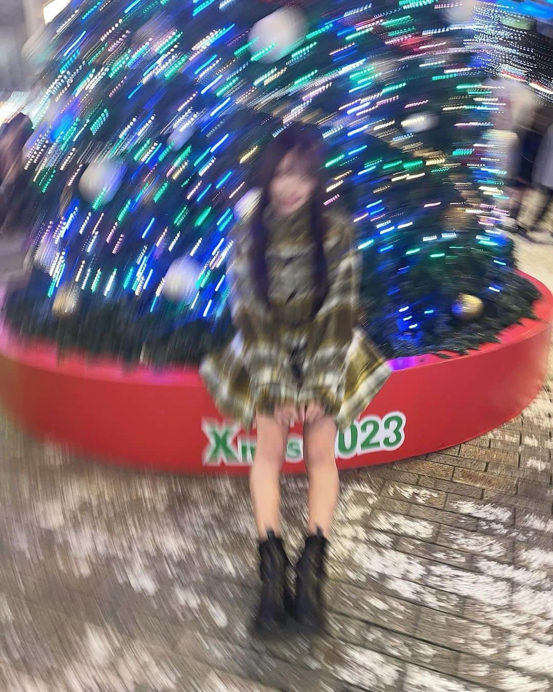 原かれんさんのインスタグラム写真 - (原かれんInstagram)「᯽  キラキラだいすき🎄🎄🌟 . . . . . . . #bigstep #アメ村  #原かれん #かれんたん #nmb48 #ぴろぴろ #idol  #なんば #心斎橋 #関西女子 #お姉さんコーデ #お姉さん  #dazzlin #ダズリン #ダズリンコーデ #dazzlinコーデ #今日のコーデ  #御堂筋 #御堂筋イルミネーション #デートコーデ #ぴろコーデ  #아이돌　#ootd #오오티디 #팔로우  #좋아요 #01 #일본　#fyp #女子力委員長」12月6日 18時26分 - karen_hara315