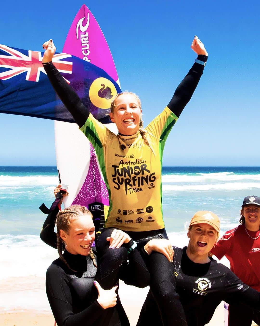 リップカールのインスタグラム：「Introducing your new Australian Junior Surfing Champions... @willow.hardyy, @maverickwilson_ & @ziggy_alohaa! 🏆⁠ ⁠ The trio will now represent Australia at the 2024 @isasurfing World Junior Championships. Congratulate them in the comments! ⁠ ⁠ 📸 @moshxmedia / @surfingaus⁠ ⁠ #RipCurl #SurfingAustralia #WillowHardy #MaverickWilson #ZiggyMackenzie #RipCurlWomen #Surfing」