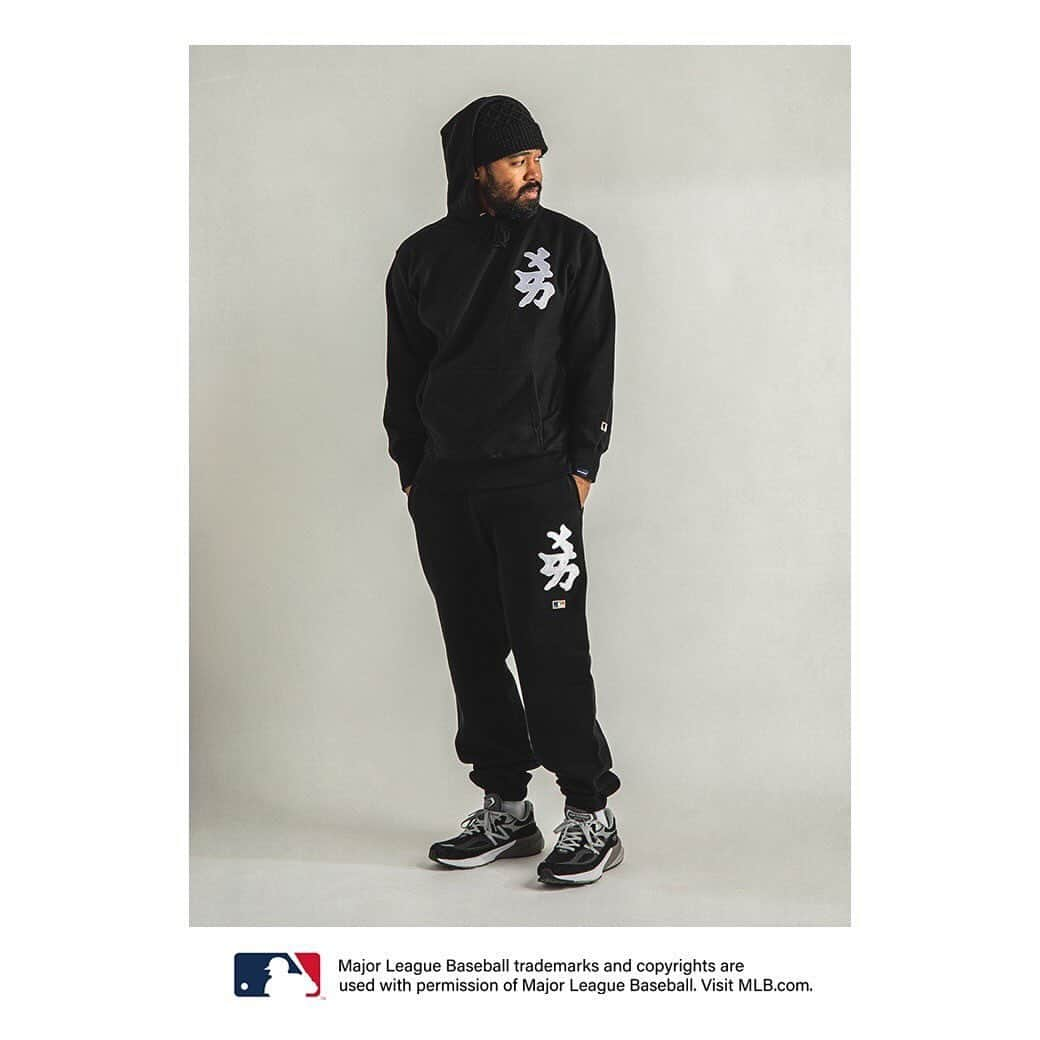 アップルバムさんのインスタグラム写真 - (アップルバムInstagram)「【 APPLEBUM | MLB Capsule Collection 2023 】 第1弾は、12月9日(土)から販売致します。  @applebum_tokyo @mlb #applebum #mlb #baseball」12月6日 19時13分 - applebum_tokyo