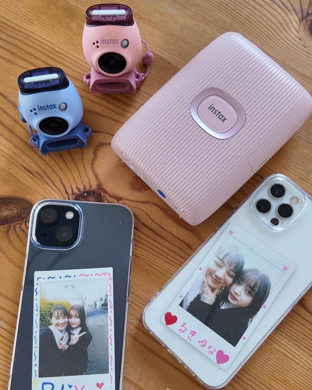 関谷瑠紀さんのインスタグラム写真 - (関谷瑠紀Instagram)「INSTAX Pal™ を使ってるきゆなで撮影したの〜👭🏻  コンパクトで持ち運びしやすいし、何より可愛い！！  シャッター音も自分たちの声に変えられて、楽しすぎてずっとゆなと撮りあいっこしてた♡ ⁡   撮った画像はINSTAX mini Link 2™でチェキプリント🙌🏻  色味を調整できたり、同じ写真を何枚もプリントできるからみんなでお気に入りを共有して楽しめちゃうの！！！ ⁡   映えを求める全員におすすめすぎる。ほんとに…🤦🏻‍♀️💞 ⁡ ⁡ ⁡   実は、ここだけの話。最初INSTAX Palをただの可愛いキーホルダーかとおもってて、チェキだと知った時すごく驚きました笑 ⁡    #PR #チェキ #INSTAXPal #関谷瑠紀 #高比良由菜 #るきゆな #Seventeen #セブンティーン #stモデル」12月6日 19時46分 - ruki_0808