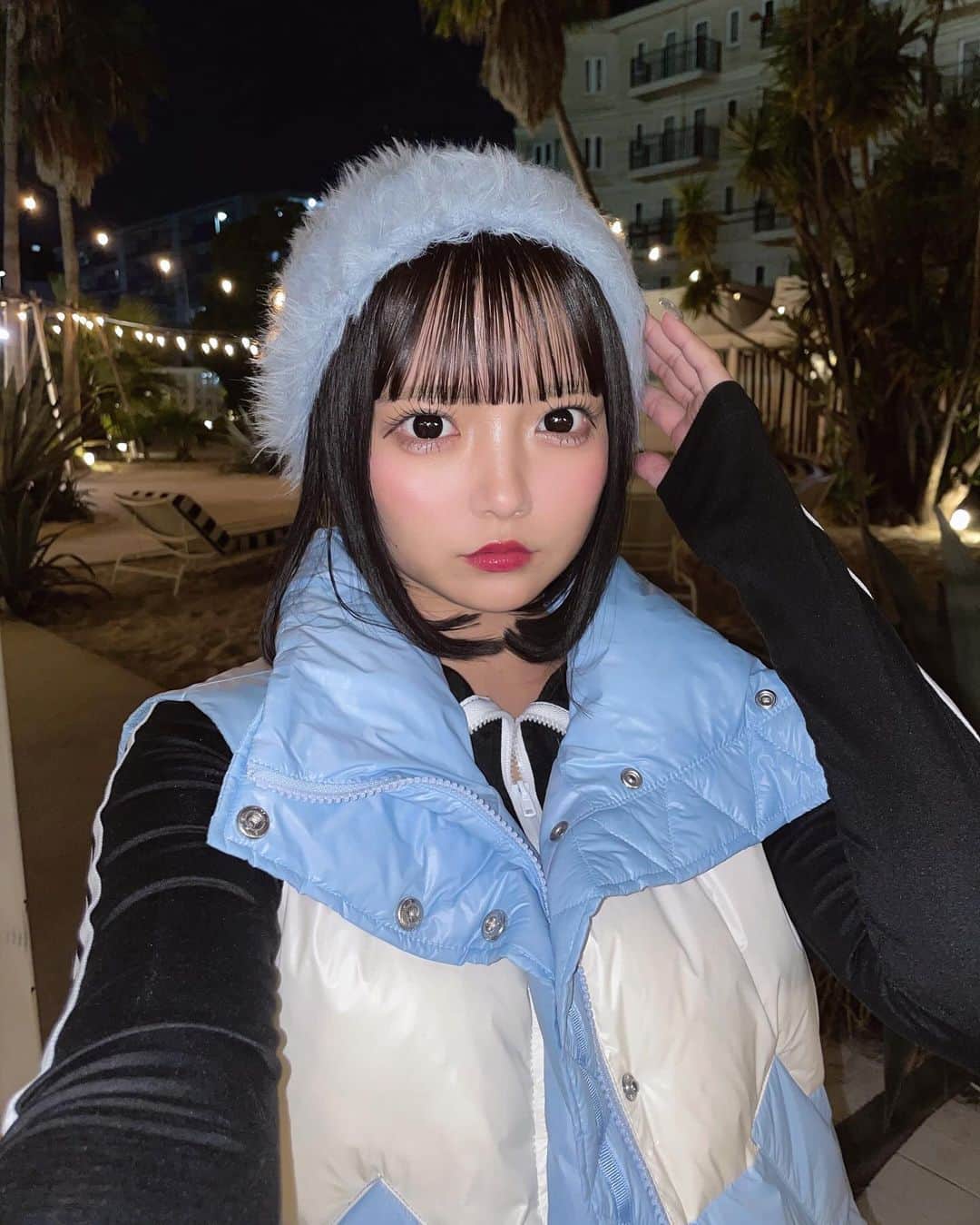 福山梨乃さんのインスタグラム写真 - (福山梨乃Instagram)「🩵🩵 . beenie→ @alleybywcloset jacket→ @jeanasis_official skirt→ @heather_love_official . #pr . 『必殺あざとポーズ』のMV、YouTubeにて公開されています🎀🎀このMV衣装、「え、着替えた？私服？」ってマネさんに言われるくらい私っぽすぎるな❕🫶🏻MV沢山観てね💟💟」12月6日 19時58分 - rinomaru_