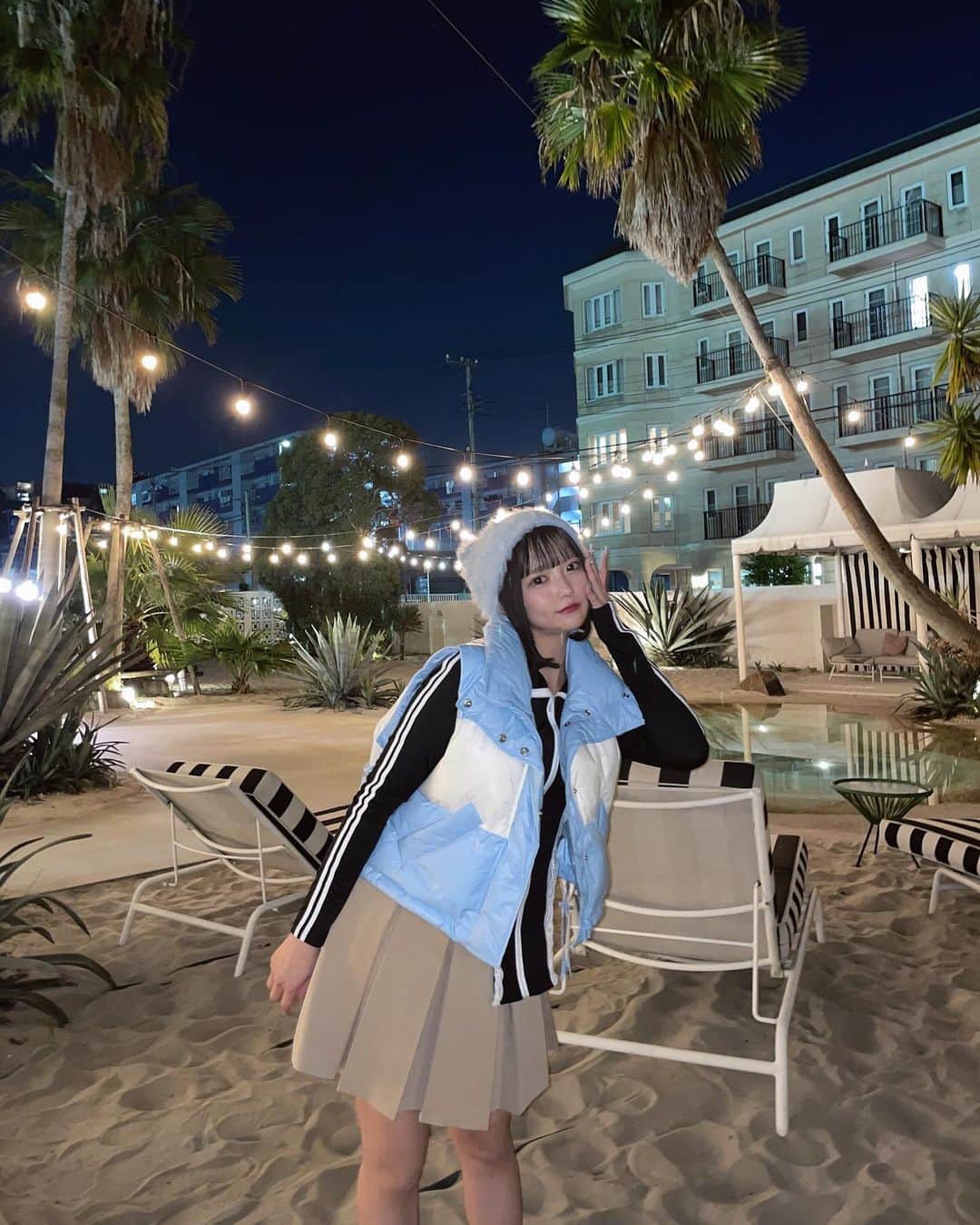 福山梨乃さんのインスタグラム写真 - (福山梨乃Instagram)「🩵🩵 . beenie→ @alleybywcloset jacket→ @jeanasis_official skirt→ @heather_love_official . #pr . 『必殺あざとポーズ』のMV、YouTubeにて公開されています🎀🎀このMV衣装、「え、着替えた？私服？」ってマネさんに言われるくらい私っぽすぎるな❕🫶🏻MV沢山観てね💟💟」12月6日 19時58分 - rinomaru_