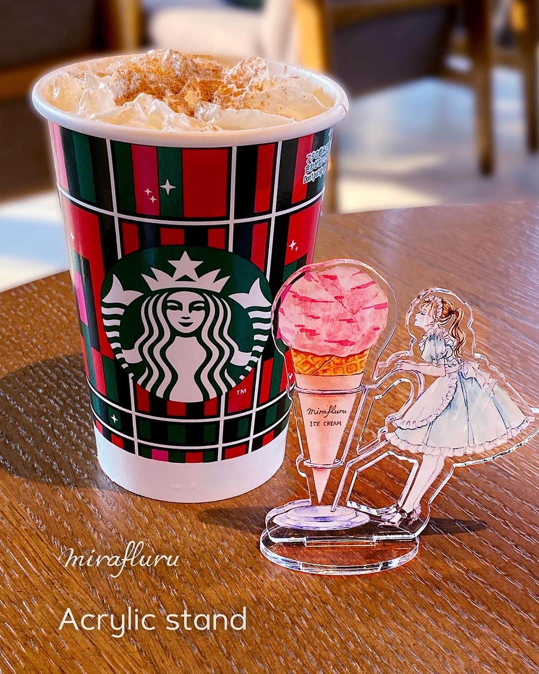 miya(ミヤマアユミ)さんのインスタグラム写真 - (miya(ミヤマアユミ)Instagram)「アイスクリーム  アクリルスタンド、スケジュール帳、クリアファイル、シール、メガネ拭き等を作りました。  #ミニチュアアート展2023 🔸日時 　12月9日(土) 11時〜17時 　12月10日(日) 10時～16時 🔹会場　東京銀座フェニックスプラザ 🔸ブース　🍓B4  (※シールは日曜日のみか、Web限定になるかもしれません)  #カレンダー #2024年カレンダー #スケジュール帳 #2024年スケジュール帳 #アクリルスタンド #アクスタ #アクリルキーホルダー  #artwork #watercolor #水彩 #透明水彩 #art #illust #illustration #draw #illustrator #イラスト #イラストレーター #手描き #アナログ #アナログイラスト #アイスクリーム #icecream #ピンク #スタバ #スターバックス #クリスマス #プレゼント #クリアファイル」12月6日 19時59分 - miya78pic