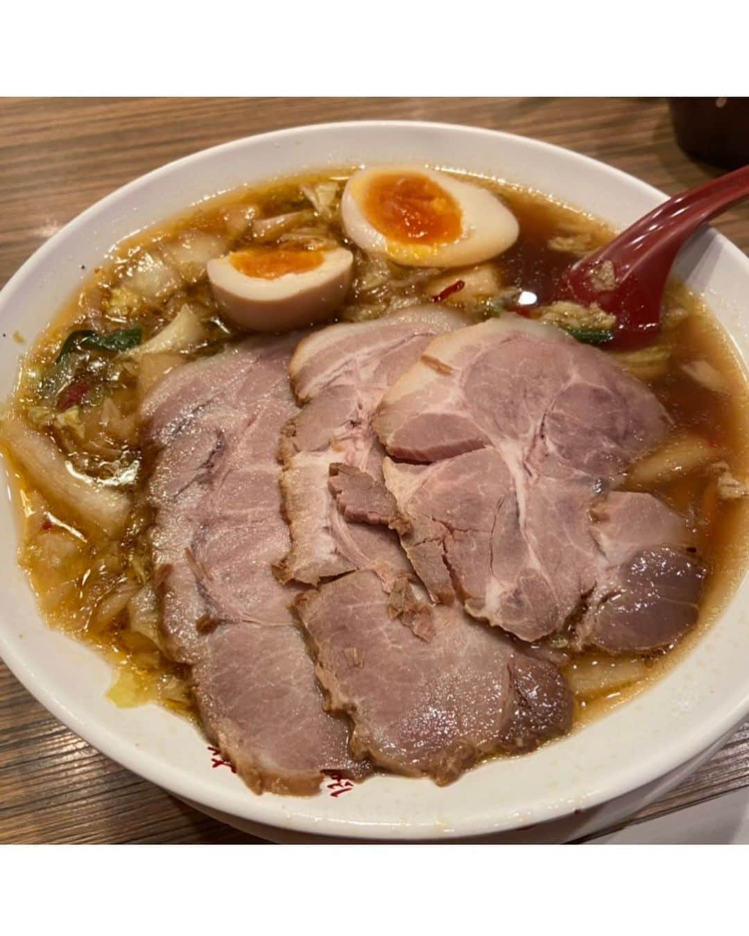 上野貴穂さんのインスタグラム写真 - (上野貴穂Instagram)「. 彩華ラーメン食べた🍜 やっぱり美味しいよね〜✨大満足😋」12月6日 20時07分 - kiho_ueno